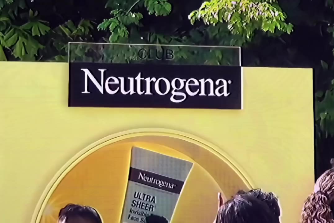 Neutrogena casting